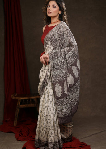 Beautiful Cream & Grey Fakira Print Modal Saree