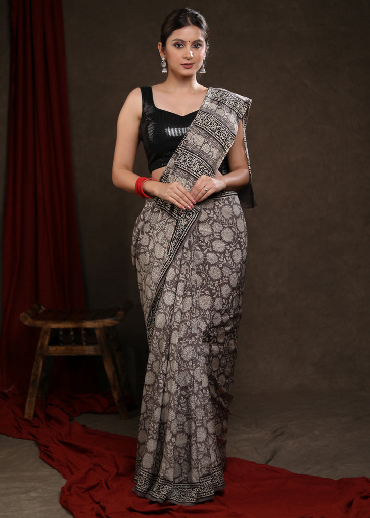 Elegant Fakira Print Cream & Slate Grey Modal Saree