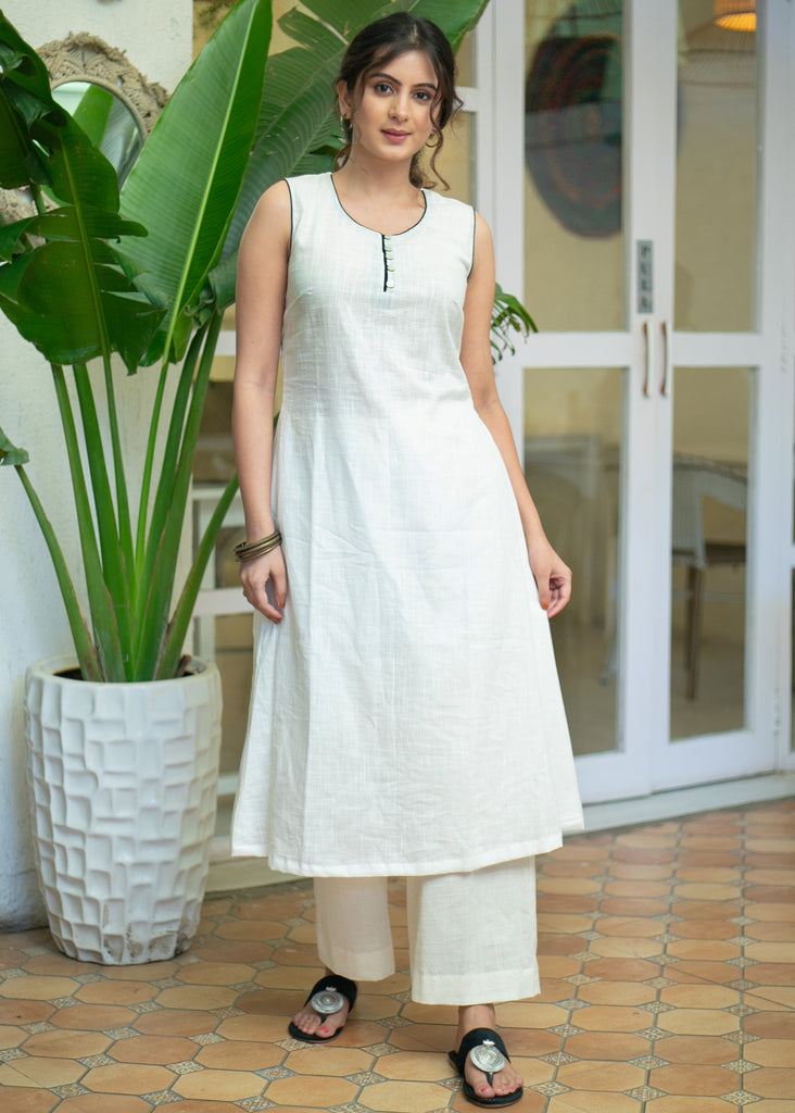Classy White Cotton Kurta with Beautiful Embroidered Long Chanderi Shrug