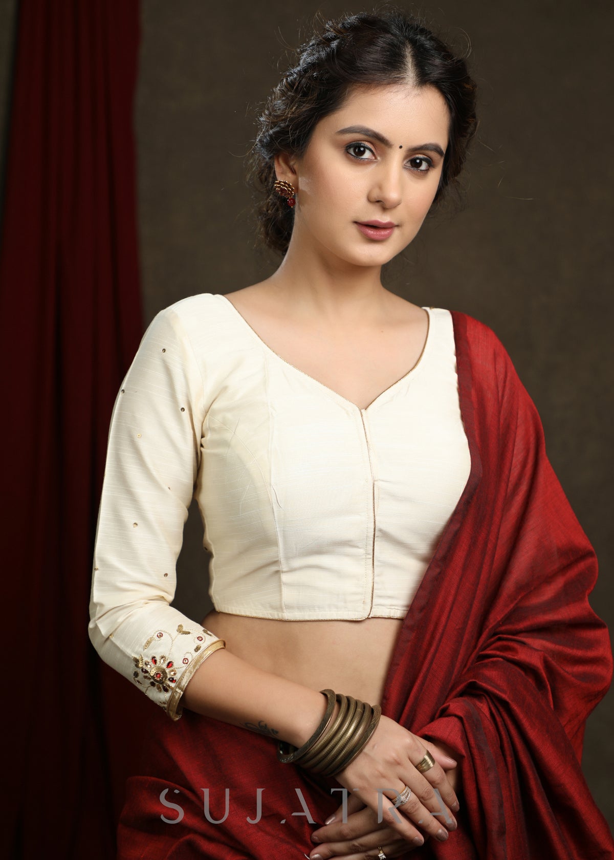 Dussehra Sale — Hand Embroidered Off White Cotton Silk blouse - Optional Plain Saree