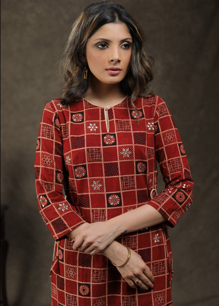 Exclusive Cotton Ajrakh Tunic With Stone Work And Tie String
