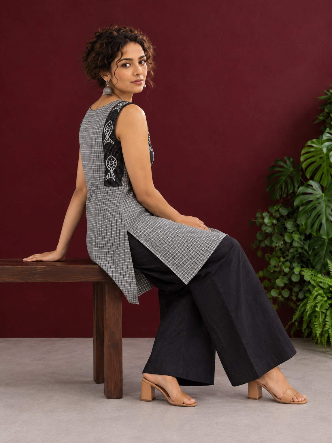 Grey Checked Cotton Kurta with Black Embroidered Fish Motif Shoulder Straps & Side Slits — view 2 — view 7