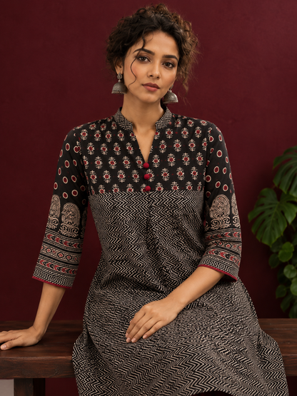 Classic Black Cotton Ajrakh Tunic — seated detail