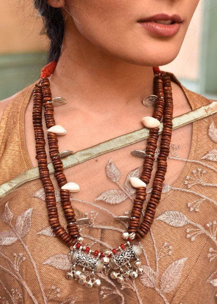 Exclusive wooden beaded necklace with german silver pendant - Sujatra
