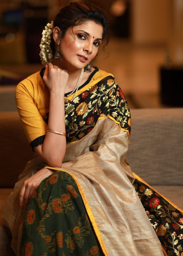 Exclusive benarasi & tusser silk combination saree with Ajrakh block printed pleats