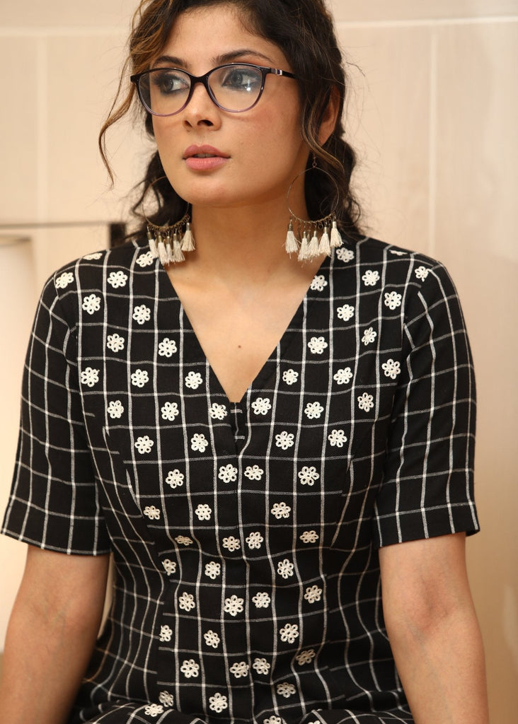 Chequered black cotton top with embroidered front