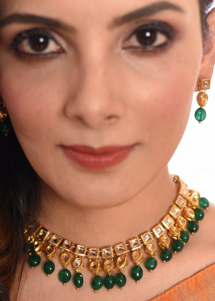 Exquisite kundan neklace set with green stone - Sujatra