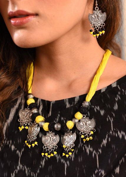 Exclusive multi pendant necklace set - Sujatra