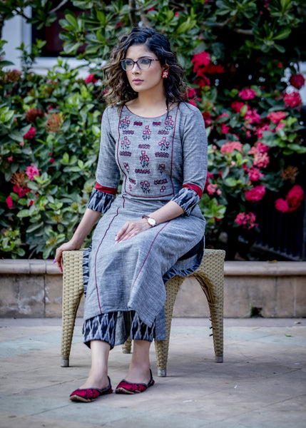 Grey handloom cotton kurta with exclusive embroidered motifs