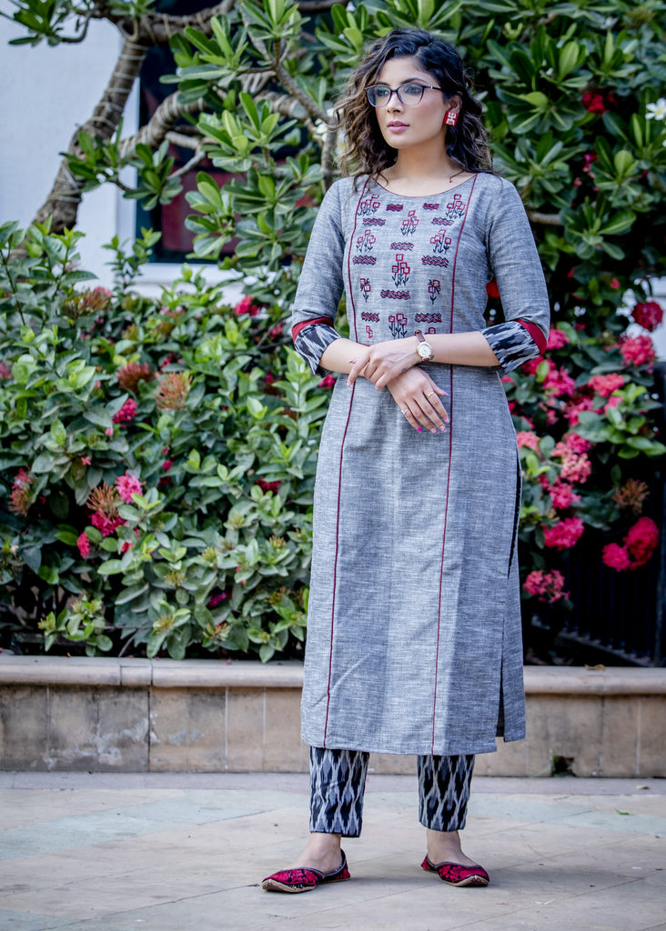 Grey handloom cotton kurta with exclusive embroidered motifs