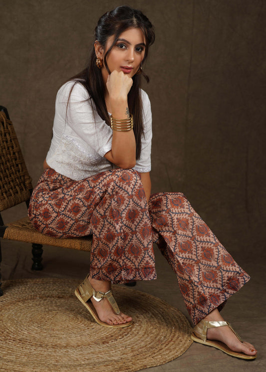 Elegant chanderi Boroque print wide leg straight fit pant