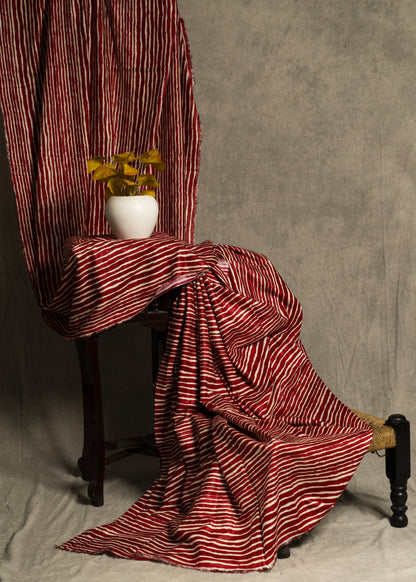 Red - Off-white Line Blended Cotton Print Fabric