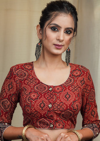 Elegant Red Banarasi Strappy Blouse with Deep Plunge Neckline and Back –  Sujatra