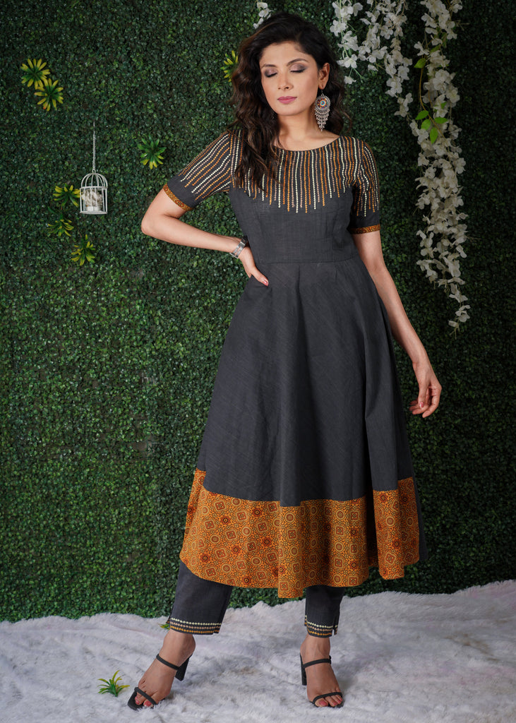 Grey Handloom Cotton Kurta with Embroidery & Ajrakh border