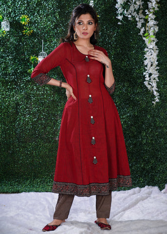 Simple Elegant Maroon Cotton kurta with Ajrakh Border