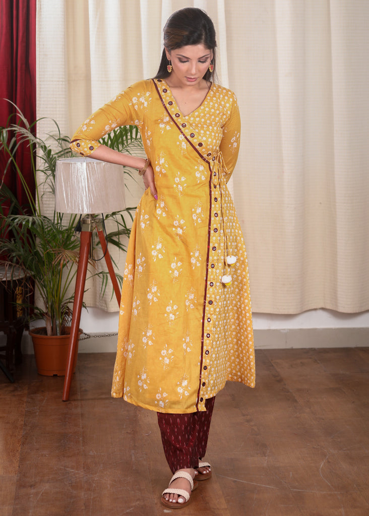 Comfortable and Flowy A line Viscose Kurta with Contrast Mirror Work and Tie Strings