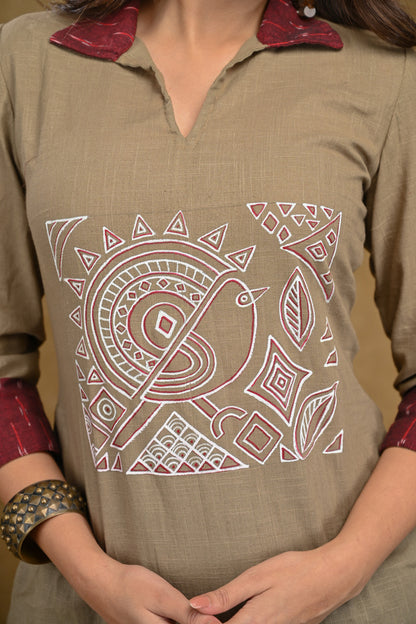 Beige Cotton Top with Exclusive Gond Painting and Maroon Ikaat Collar