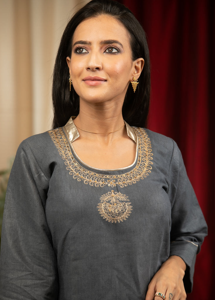 Grey cotton top with elegant embroidery combination