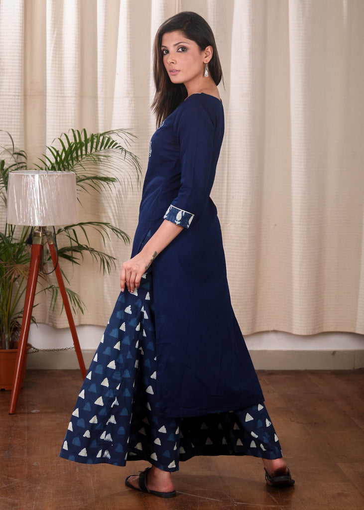 Stunning Pure Cotton Straight Cut Kurta with Exclusive Hand painting and Ikat