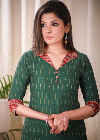 Dussehra Sale — Simple and Elegant Cotton Ikat Kurta With kalamkari Collar and Cuff and Wooden Buttons