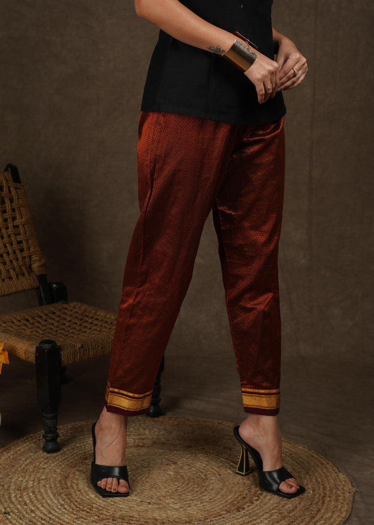 Classy Gold khun straight fit trouser