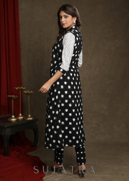 Elegant Pure Ivory And Black Double Ikat Shrug - Kurta Optional