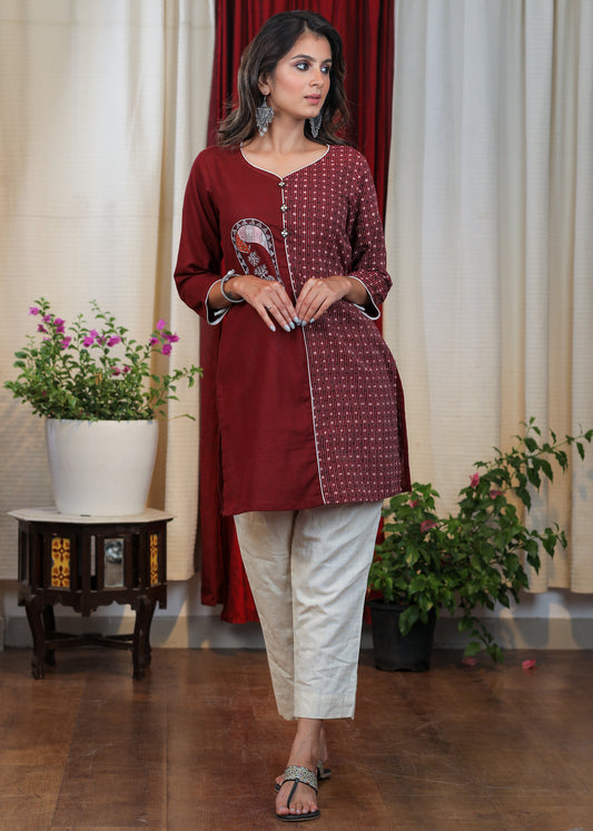 Beautiful Maroon Cotton Handloom Tunic with Rare Hand Painted Gond Art & wooden Buttons