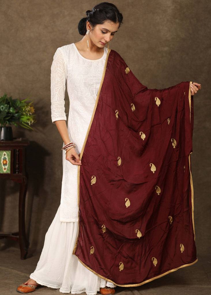 Maroon dupatta with delicate golden embroidery