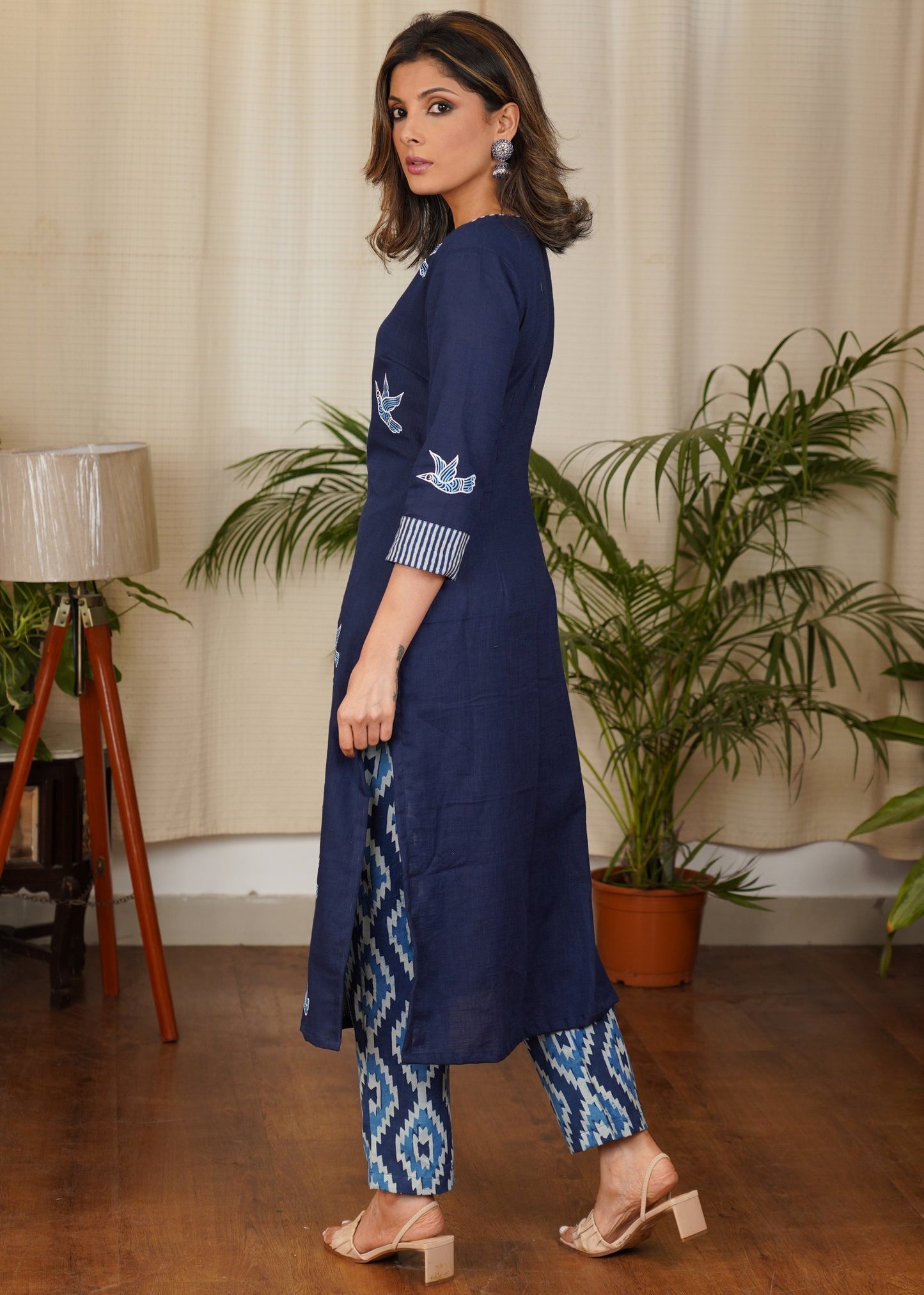 Tasteful Cotton Indigo Combination Kurta With Hand Painted Gond Art Birds Motif