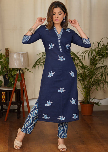 Tasteful Cotton Indigo Combination Kurta With Hand Painted Gond Art Birds Motif