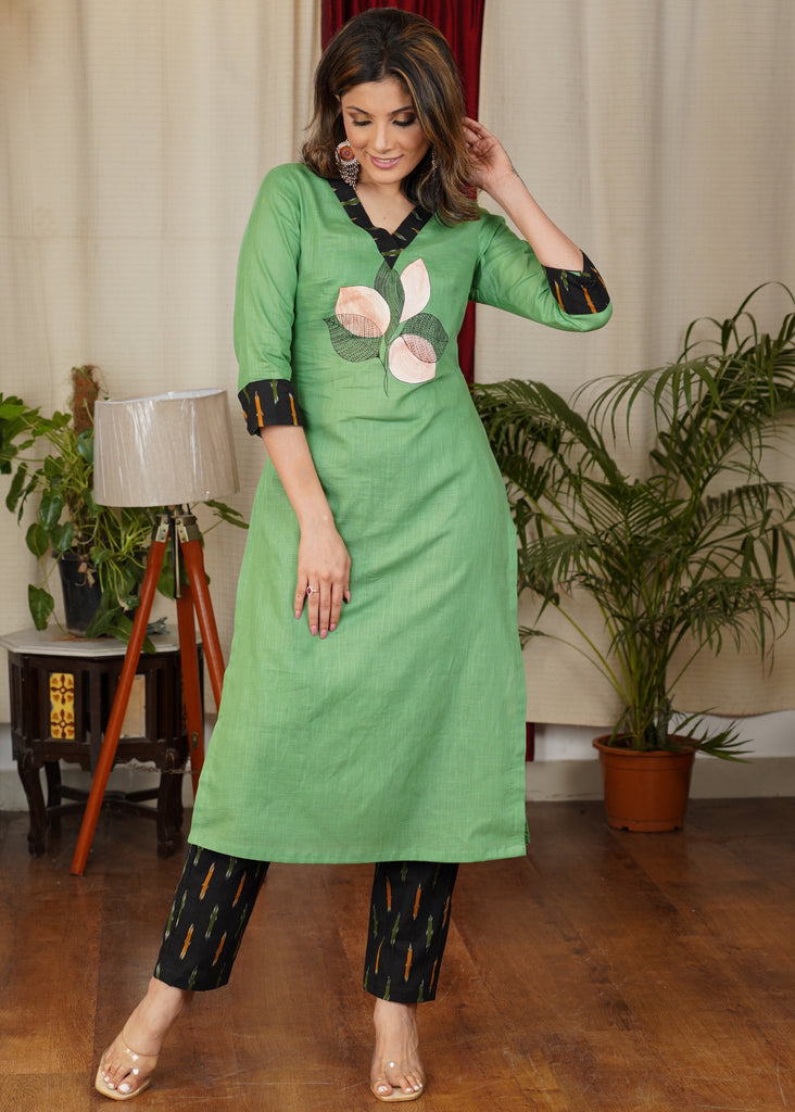 Soothing Green Straight Cut Ikat Combination Kurta With Beautiful Hand painting