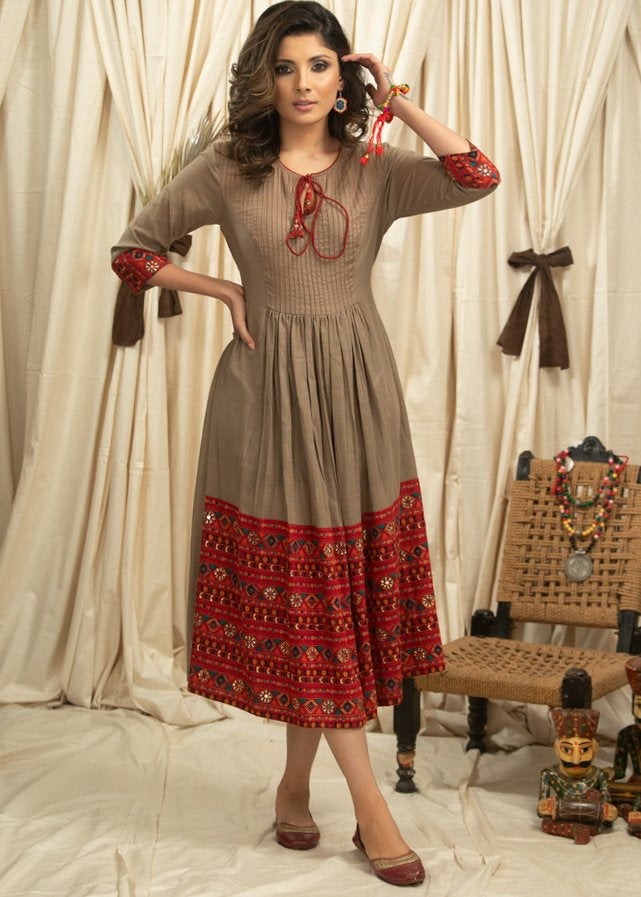 Dark beige cotton dress with pleats yok & hand embroidered embellishments on printed skirt