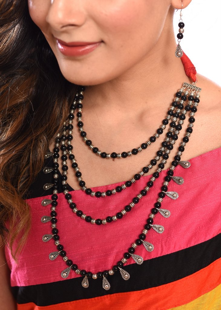 Exclusive multilayer necklace set